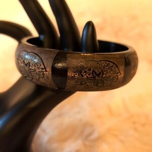 Vintage Bohemian Wooden Bracelet With Floral Engravings